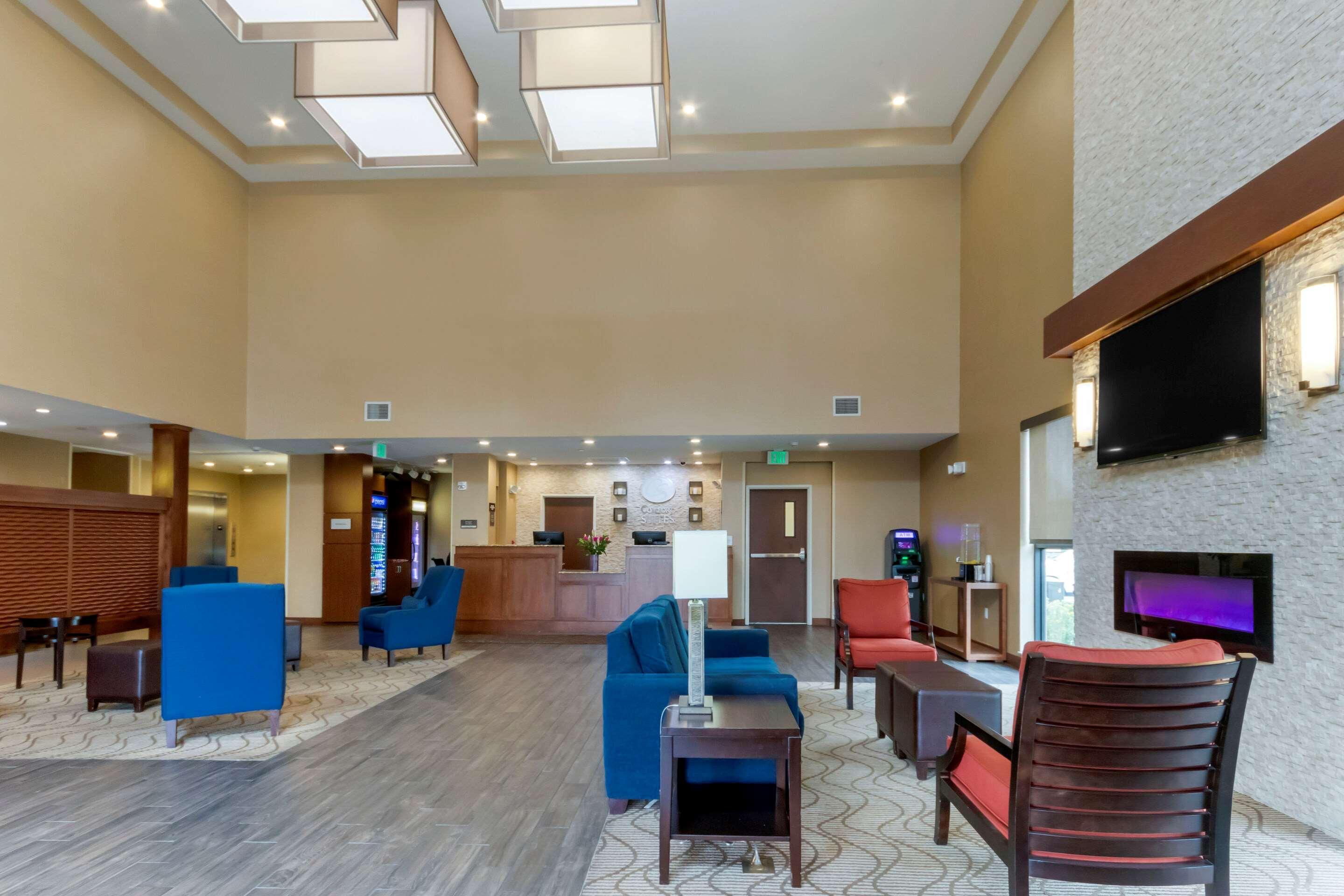 Comfort Suites Billings Kültér fotó